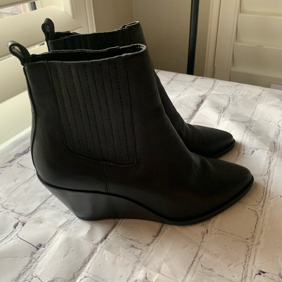NWOT Treasure & Bond Natalie Wedge Chelsea Bootie - Picture 4 of 8